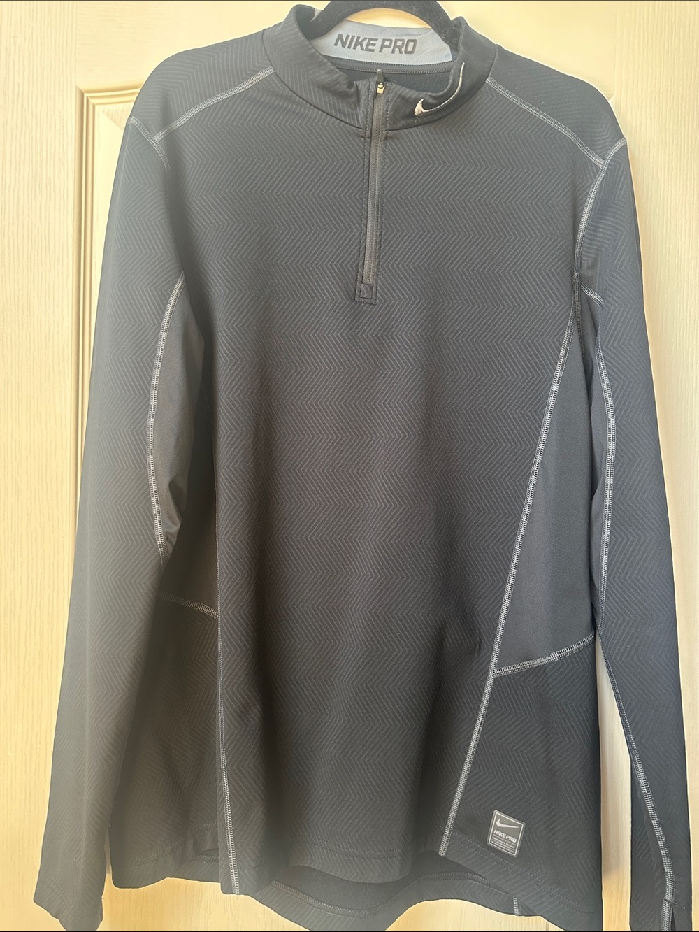 Nike Pro Men's Black Half-Zip Performance Fitted  Top